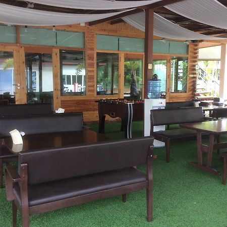 Check In And Chill Out Hotel Ban Laem Sok Buitenkant foto