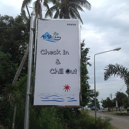 Check In And Chill Out Hotel Ban Laem Sok Buitenkant foto