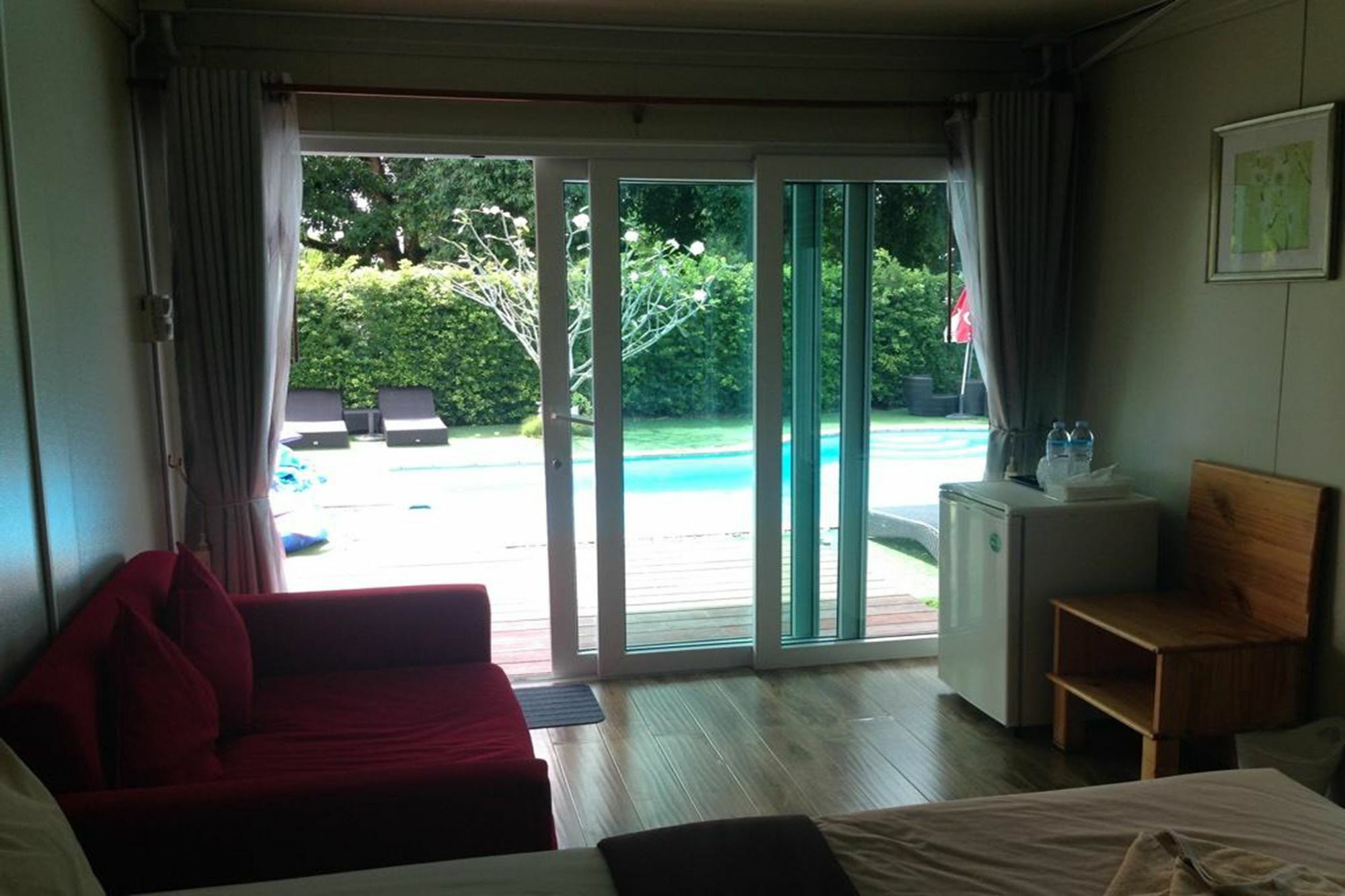 Check In And Chill Out Hotel Ban Laem Sok Buitenkant foto